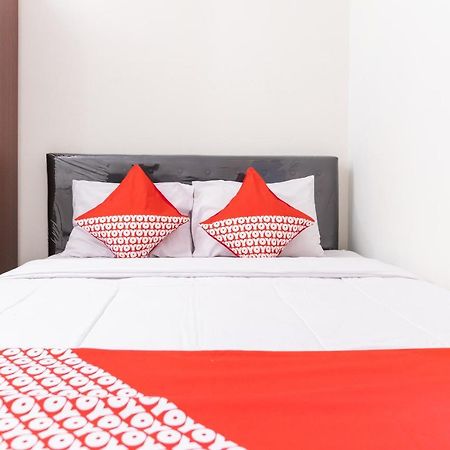 Oyo 1975 Bale Ikite Hotell Makassar Eksteriør bilde