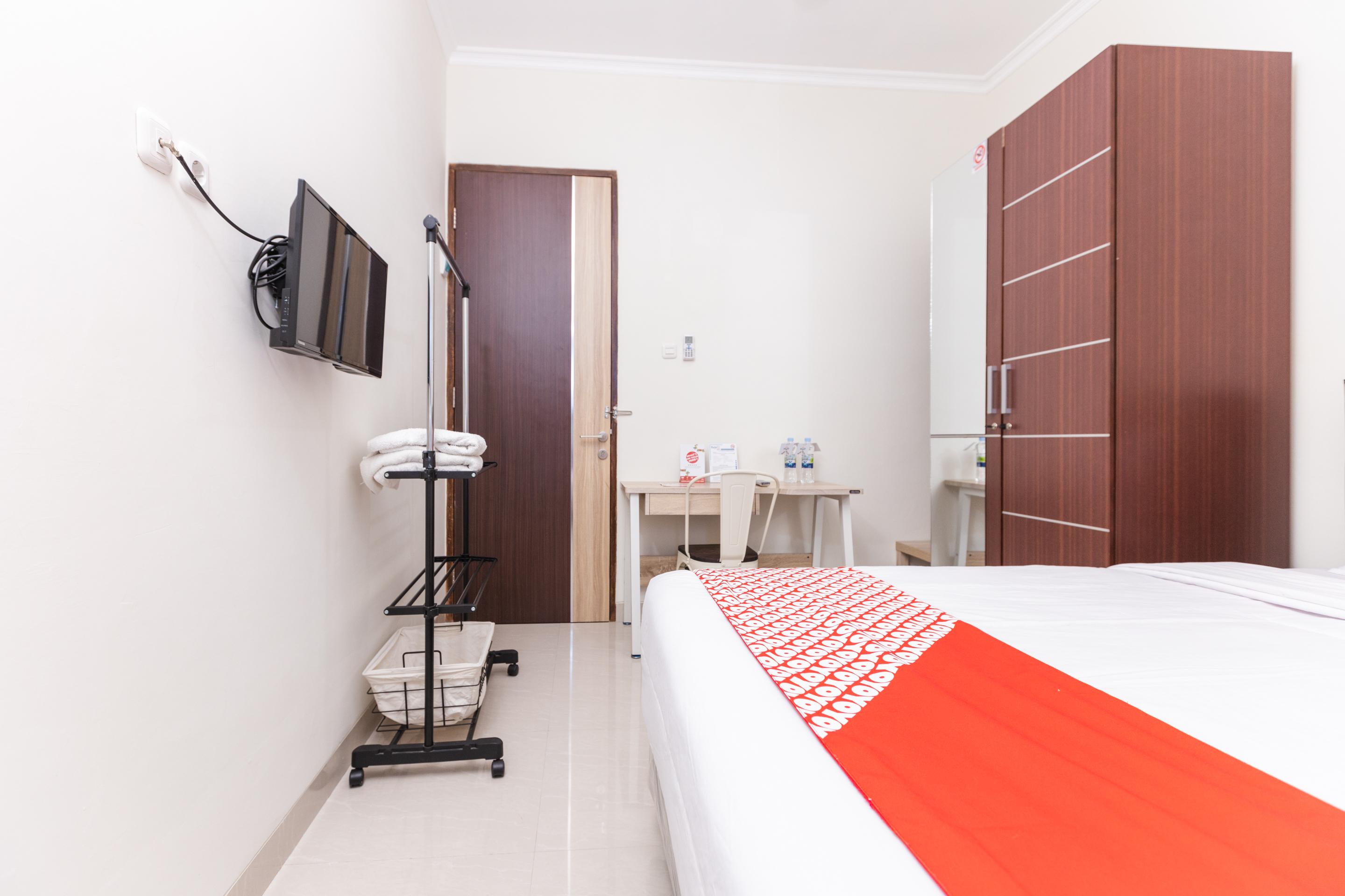Oyo 1975 Bale Ikite Hotell Makassar Eksteriør bilde