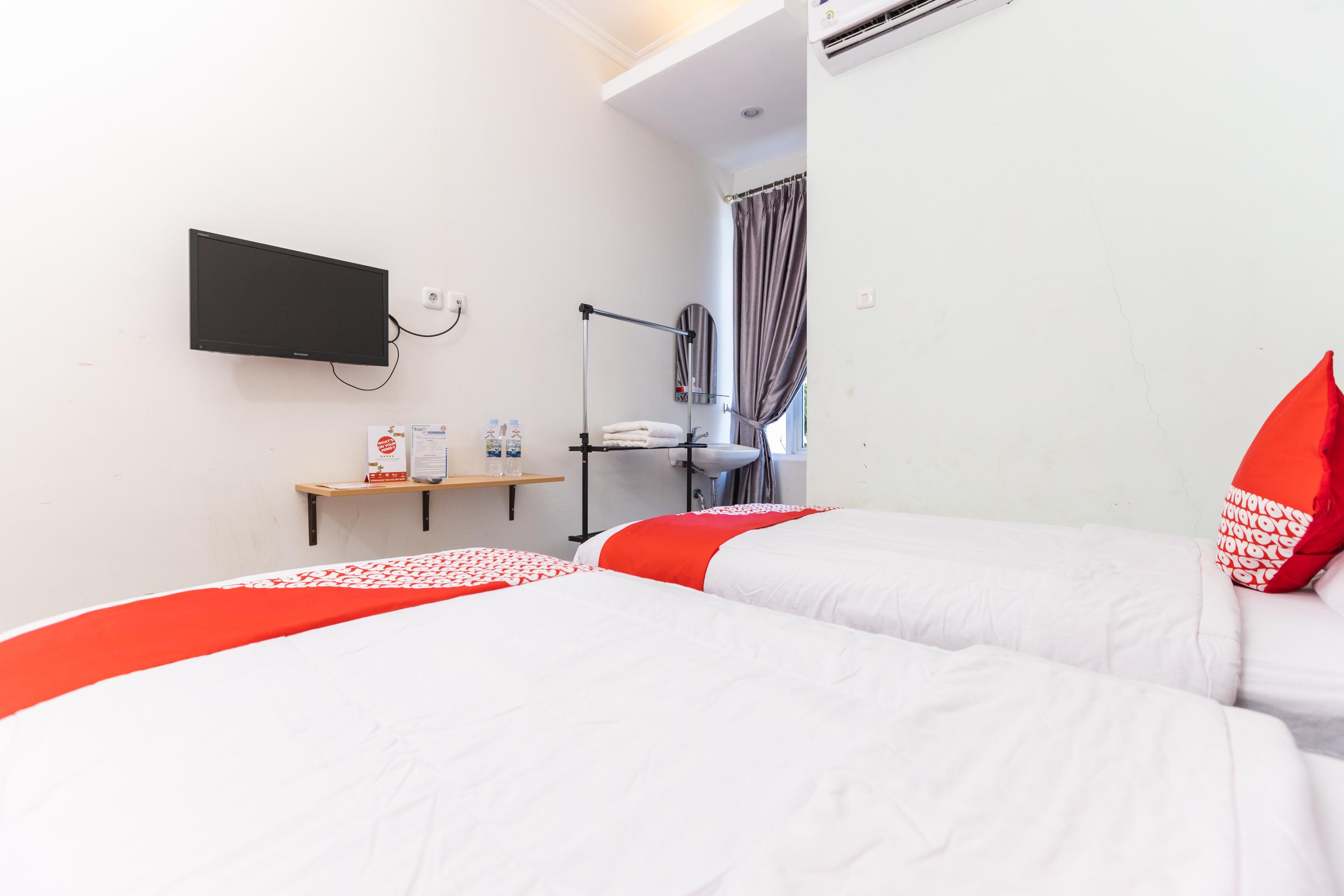Oyo 1975 Bale Ikite Hotell Makassar Eksteriør bilde