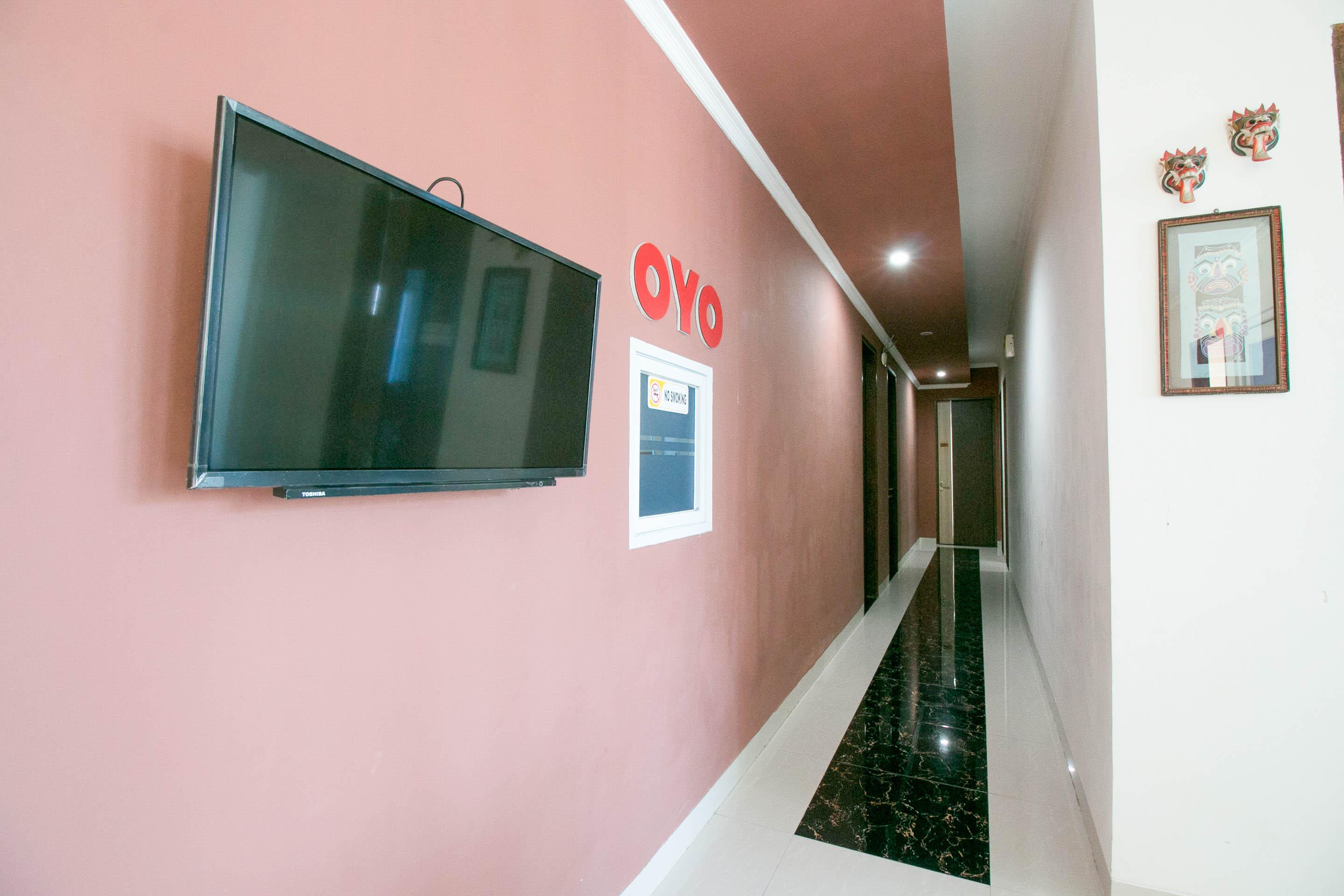 Oyo 1975 Bale Ikite Hotell Makassar Eksteriør bilde