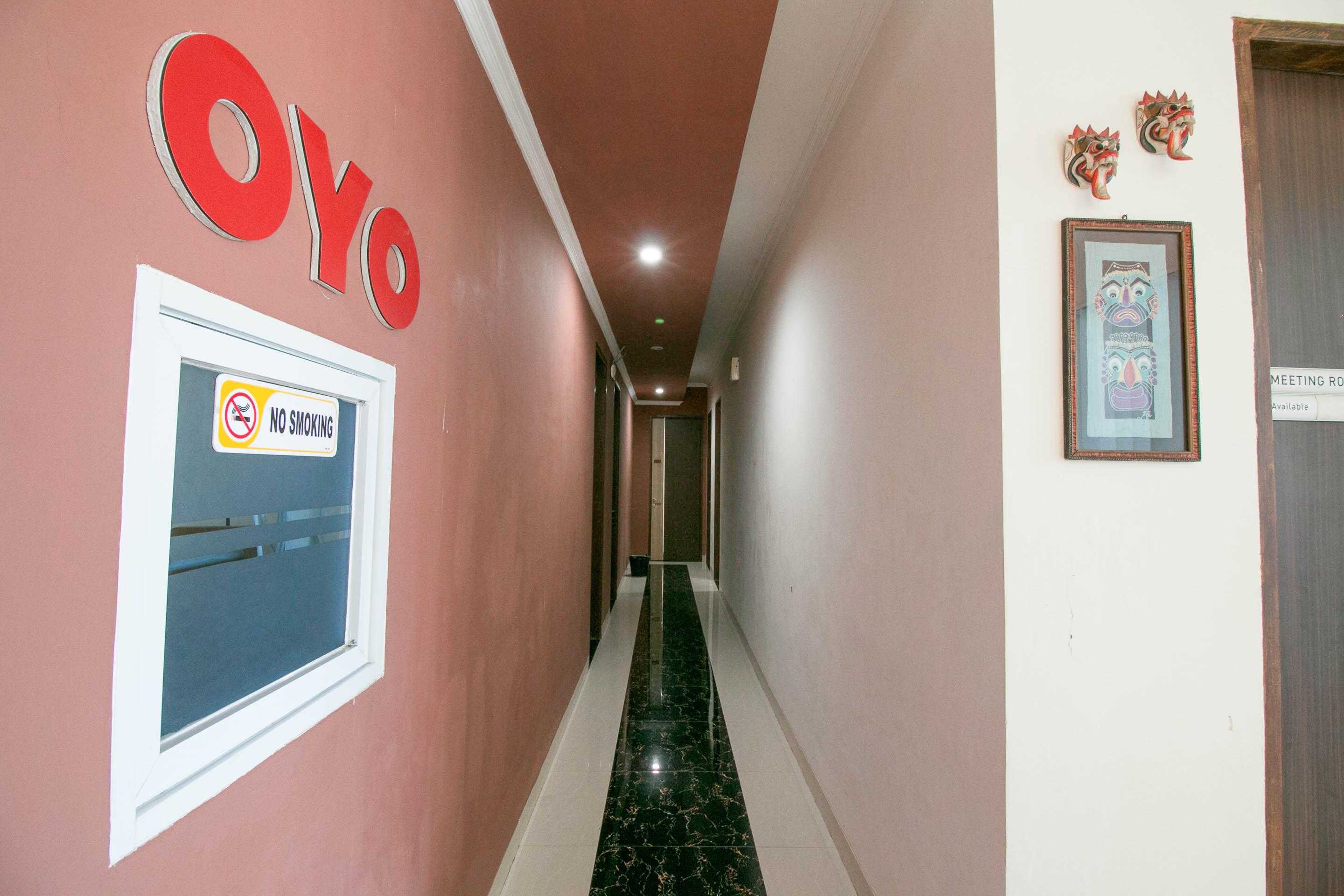 Oyo 1975 Bale Ikite Hotell Makassar Eksteriør bilde