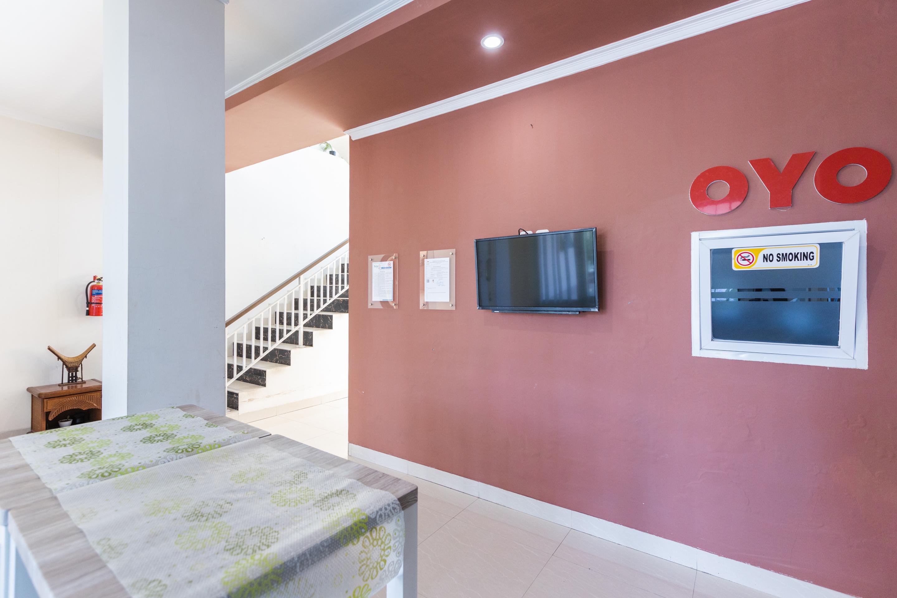 Oyo 1975 Bale Ikite Hotell Makassar Eksteriør bilde
