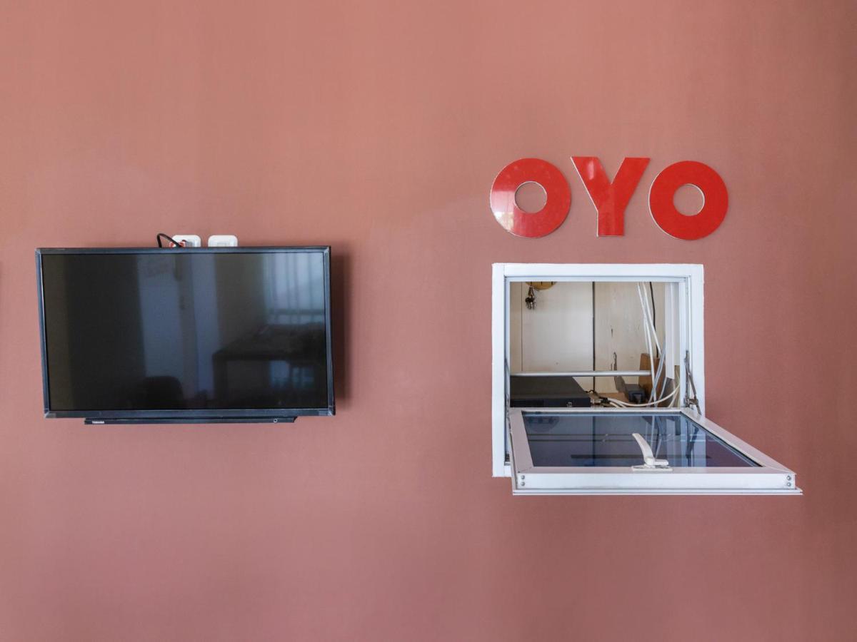 Oyo 1975 Bale Ikite Hotell Makassar Eksteriør bilde