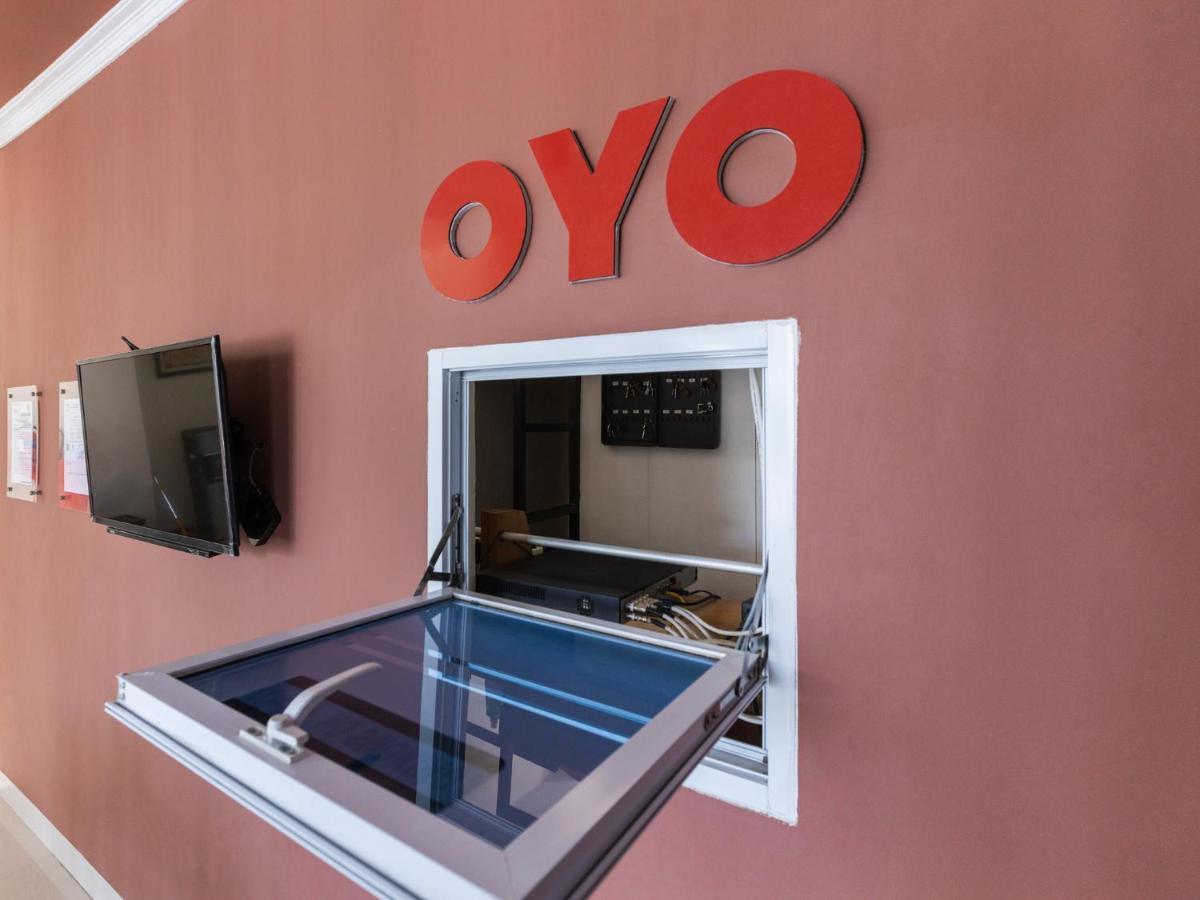 Oyo 1975 Bale Ikite Hotell Makassar Eksteriør bilde